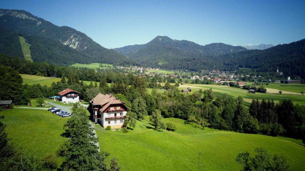 Ferienhaus Enzi Weissbriach Ngoại thất bức ảnh