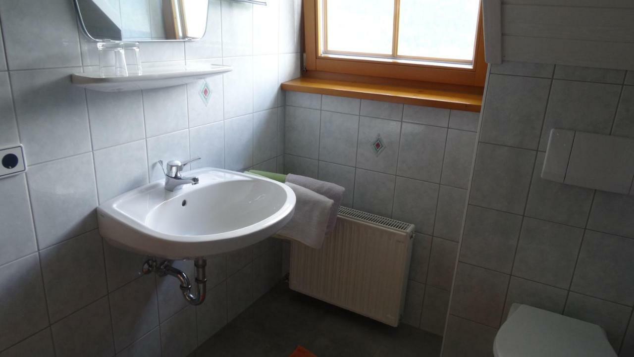 Ferienhaus Enzi Weissbriach Ngoại thất bức ảnh